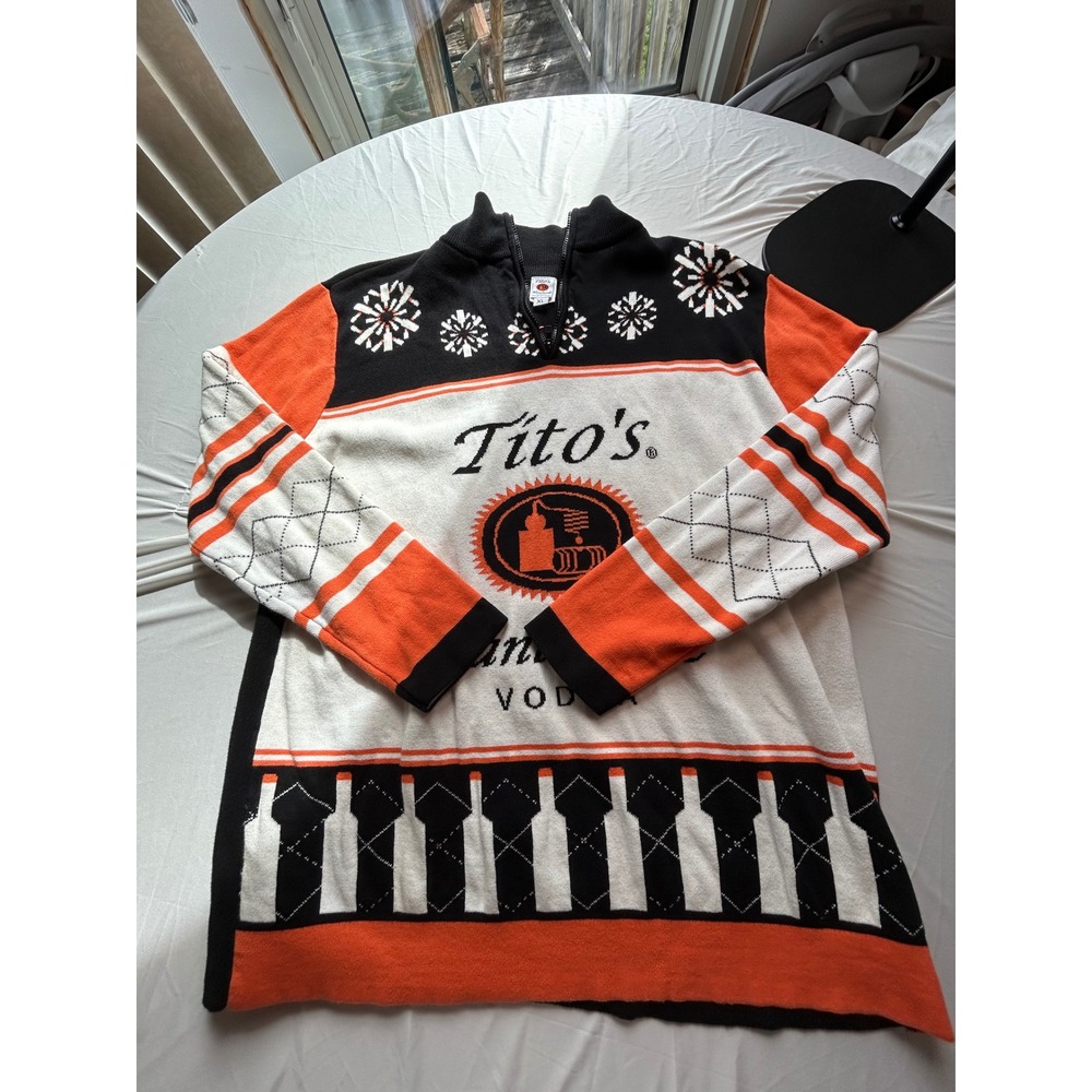 Tito's Handmade Vodka Ugly Christmas Sweater Mens XL Quarter Zip Austin Texas